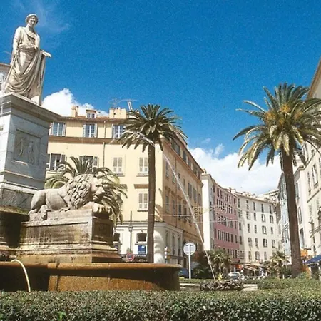 아파트 Casa Napoleon - Elegance In The Center Of *